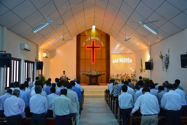 The Protestant Representative Board of Khanh Hoa province holds a prayer and fellowship meeting